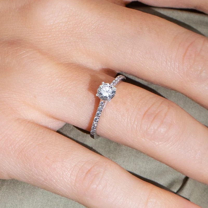 Anello Diamante Solitario Anelli Fidanzamento Cartier Prezzo